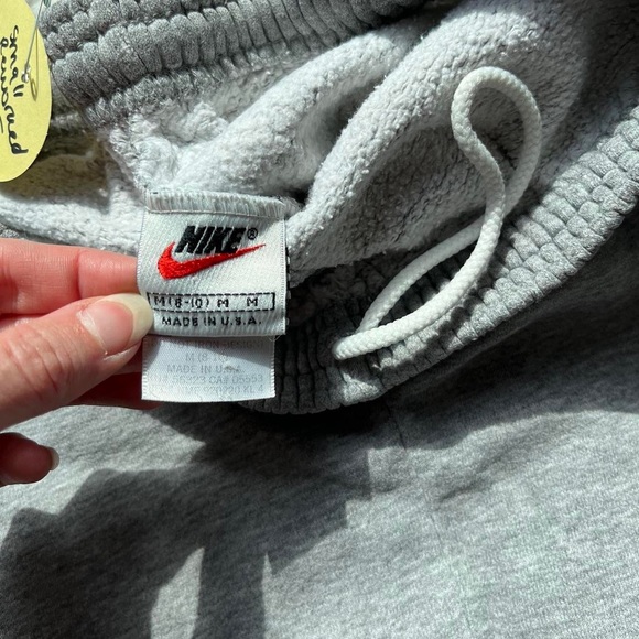 Vintage Nike custom sweat skirt - Picture 4 of 5